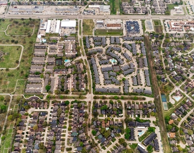2207 Briarwest Boulevard - Photo Thumbnail 30