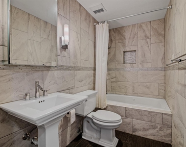 2207 Briarwest Boulevard - Photo Thumbnail 20