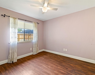 2207 Briarwest Boulevard - Photo Thumbnail 21