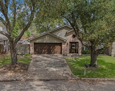 2207 Briarwest Boulevard - Photo Thumbnail 26
