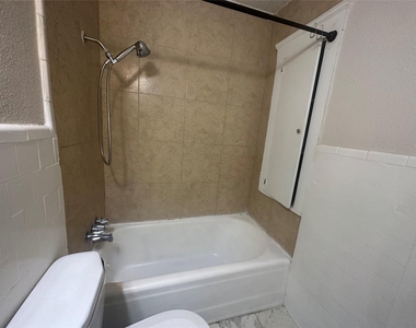1624 Holman Street - Photo Thumbnail 12
