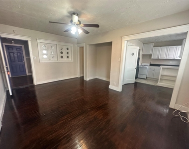 1624 Holman Street - Photo Thumbnail 3