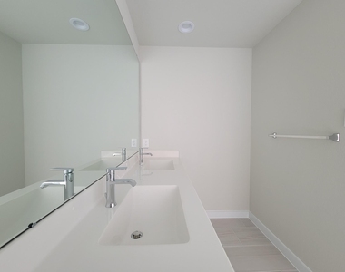 902 Cold Snow Drive - Photo Thumbnail 33