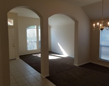1538 Chandler Park Lane - Photo Thumbnail 11