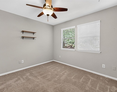 11 N Mossrock Road - Photo Thumbnail 34