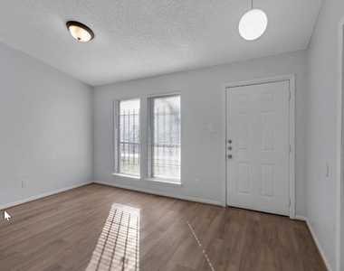 5759 Easthampton Drive - Photo Thumbnail 9