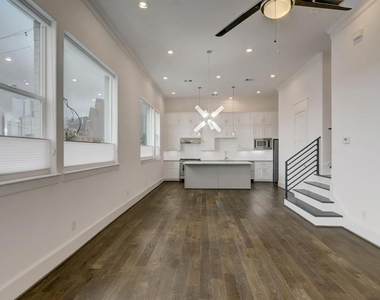 1211 Hickory Street - Photo Thumbnail 5