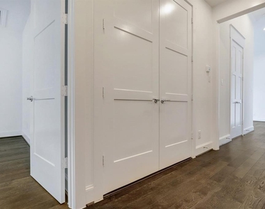 1211 Hickory Street - Photo Thumbnail 11