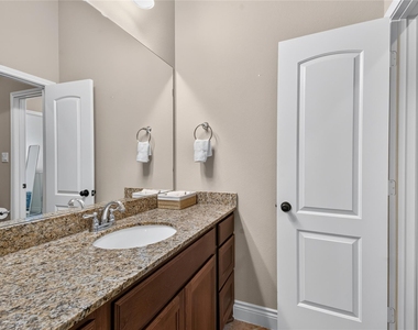 164 Deerfield Meadow Drive - Photo Thumbnail 34