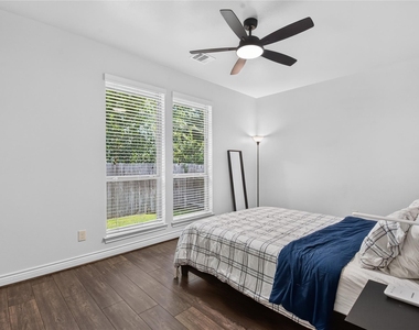 164 Deerfield Meadow Drive - Photo Thumbnail 19