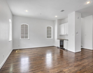 5521 Petty Street - Photo Thumbnail 20