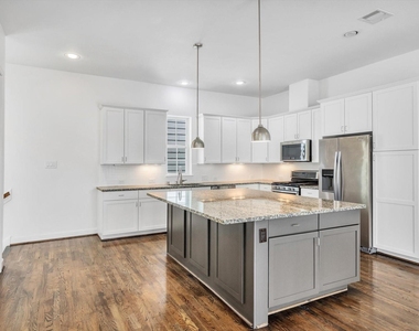 5521 Petty Street - Photo Thumbnail 11