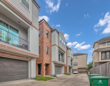 5521 Petty Street - Photo Thumbnail 4