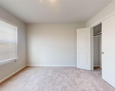 11632 Whirlaway Drive - Photo Thumbnail 15