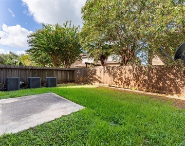 1126 Sopris Drive - Photo Thumbnail 2