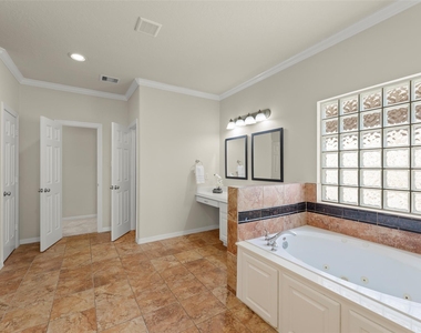 1126 Sopris Drive - Photo Thumbnail 18