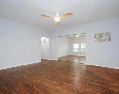2703 Areba Street - Photo Thumbnail 12