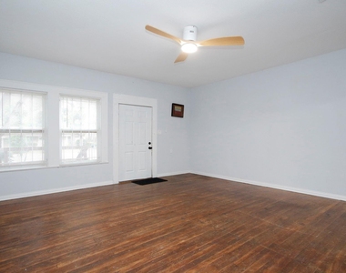 2703 Areba Street - Photo Thumbnail 11