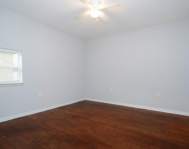 2703 Areba Street - Photo Thumbnail 20