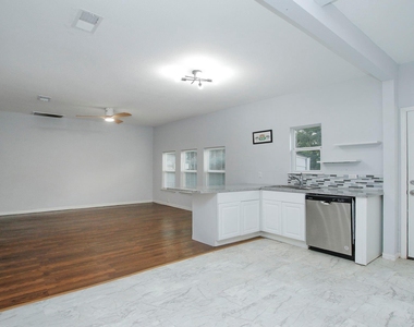 2703 Areba Street - Photo Thumbnail 17