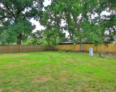 2703 Areba Street - Photo Thumbnail 32