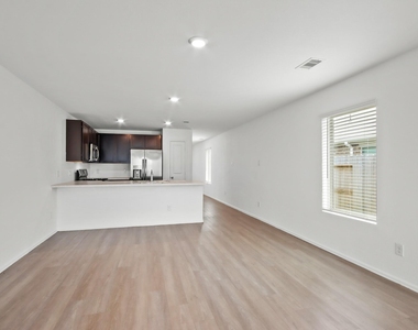 8807 Bar Harbor Drive - Photo Thumbnail 6