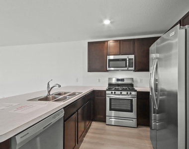 8807 Bar Harbor Drive - Photo Thumbnail 3