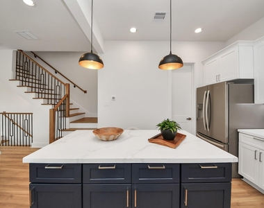 2428 Ella Boulevard - Photo Thumbnail 18