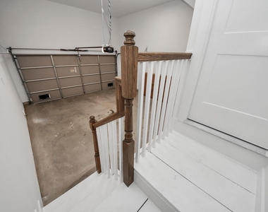 2428 Ella Boulevard - Photo Thumbnail 7