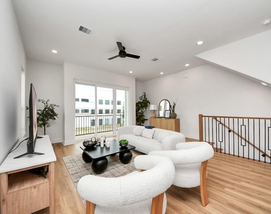 2428 Ella Boulevard - Photo Thumbnail 11