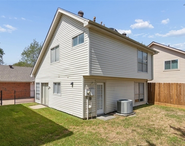 11454 W Travelers Way Circle - Photo Thumbnail 23
