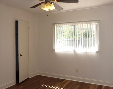 17122 Coachmaker Drive - Photo Thumbnail 22