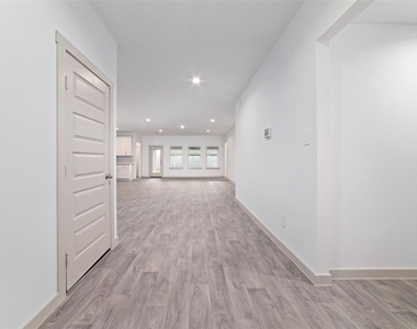 1722 Windway Court - Photo Thumbnail 2