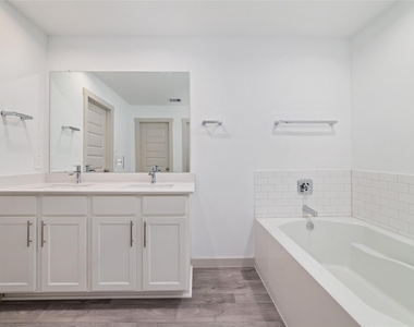 1722 Windway Court - Photo Thumbnail 15
