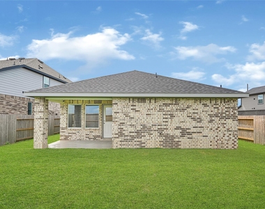 1015 Blue Stone Drive - Photo Thumbnail 19