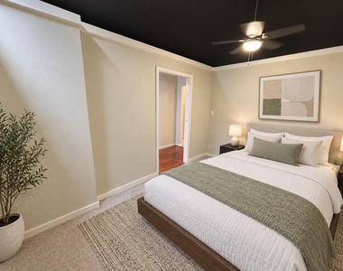 5004 Mellon Street - Photo Thumbnail 6