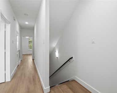2311 Mcilhenny Street - Photo Thumbnail 25