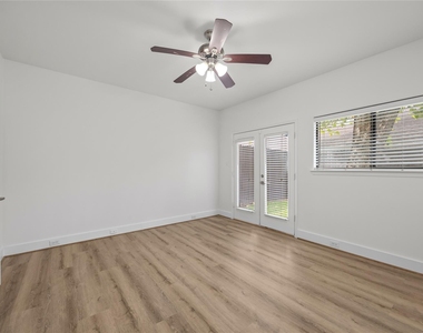 2311 Mcilhenny Street - Photo Thumbnail 10