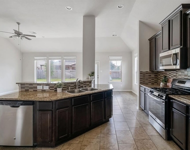 18543 Gardens End Lane - Photo Thumbnail 10