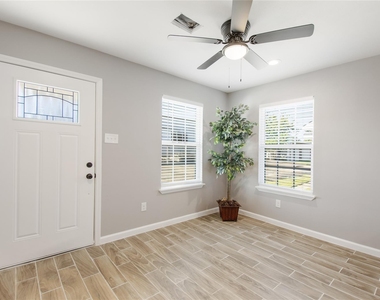 707 Hamon Drive - Photo Thumbnail 1