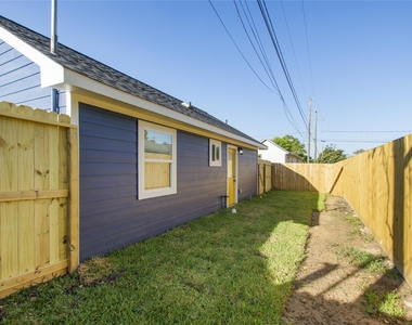 707 Hamon Drive - Photo Thumbnail 11