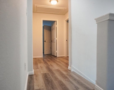 7506 Stone Arbor Lane - Photo Thumbnail 22