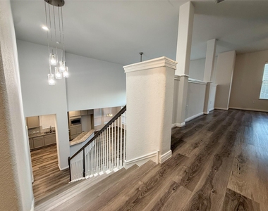 7506 Stone Arbor Lane - Photo Thumbnail 19