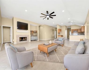 8431 Taraglen Court - Photo Thumbnail 11