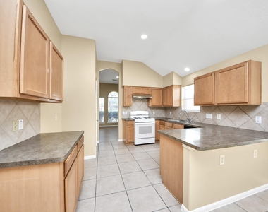 8431 Taraglen Court - Photo Thumbnail 7