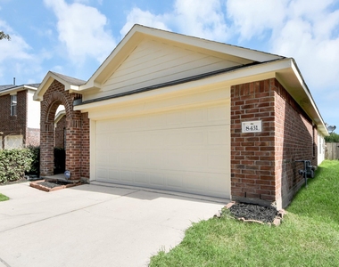 8431 Taraglen Court - Photo Thumbnail 2