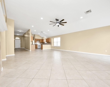 8431 Taraglen Court - Photo Thumbnail 14