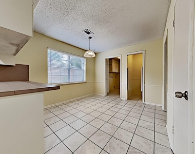 5910 Theall Road - Photo Thumbnail 11