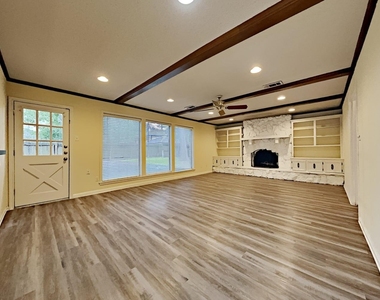 5910 Theall Road - Photo Thumbnail 3