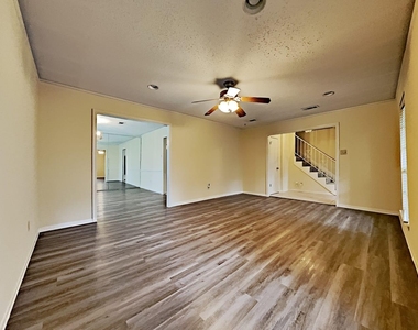 5910 Theall Road - Photo Thumbnail 2